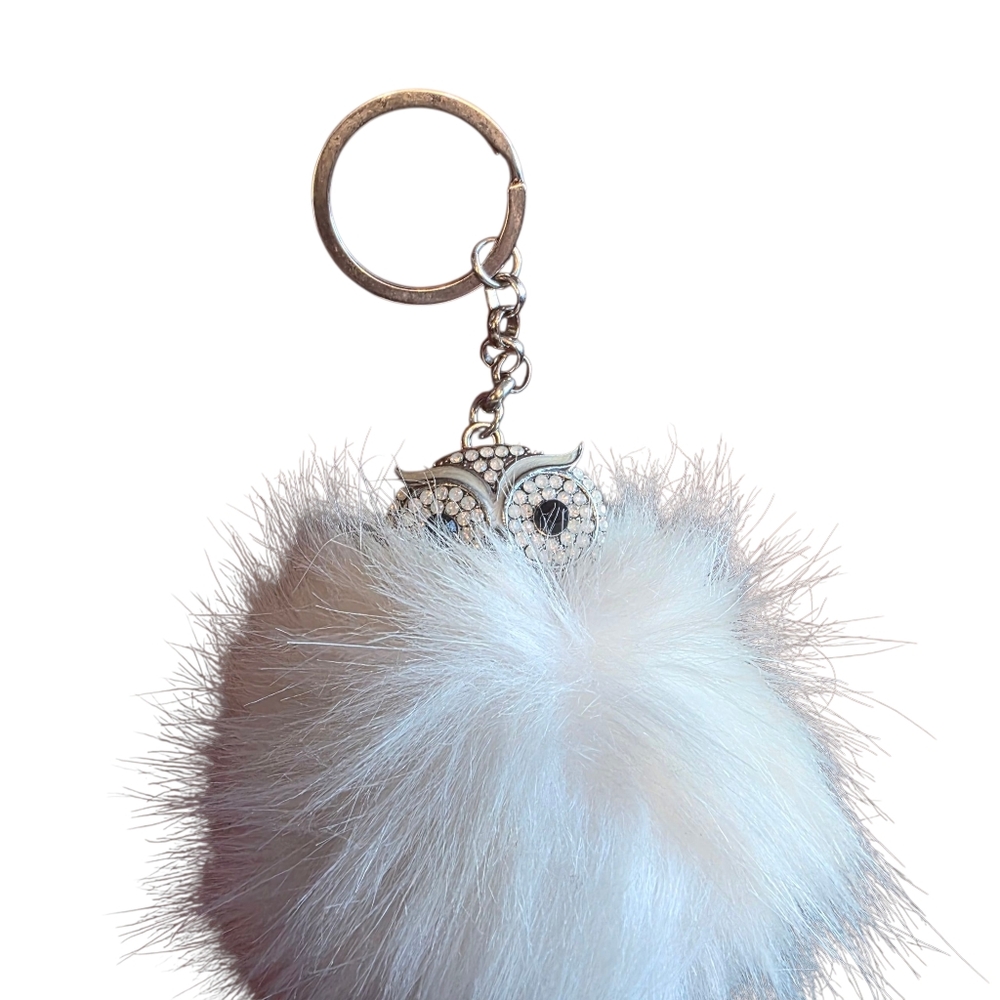 White Fluffy Owl Keychain